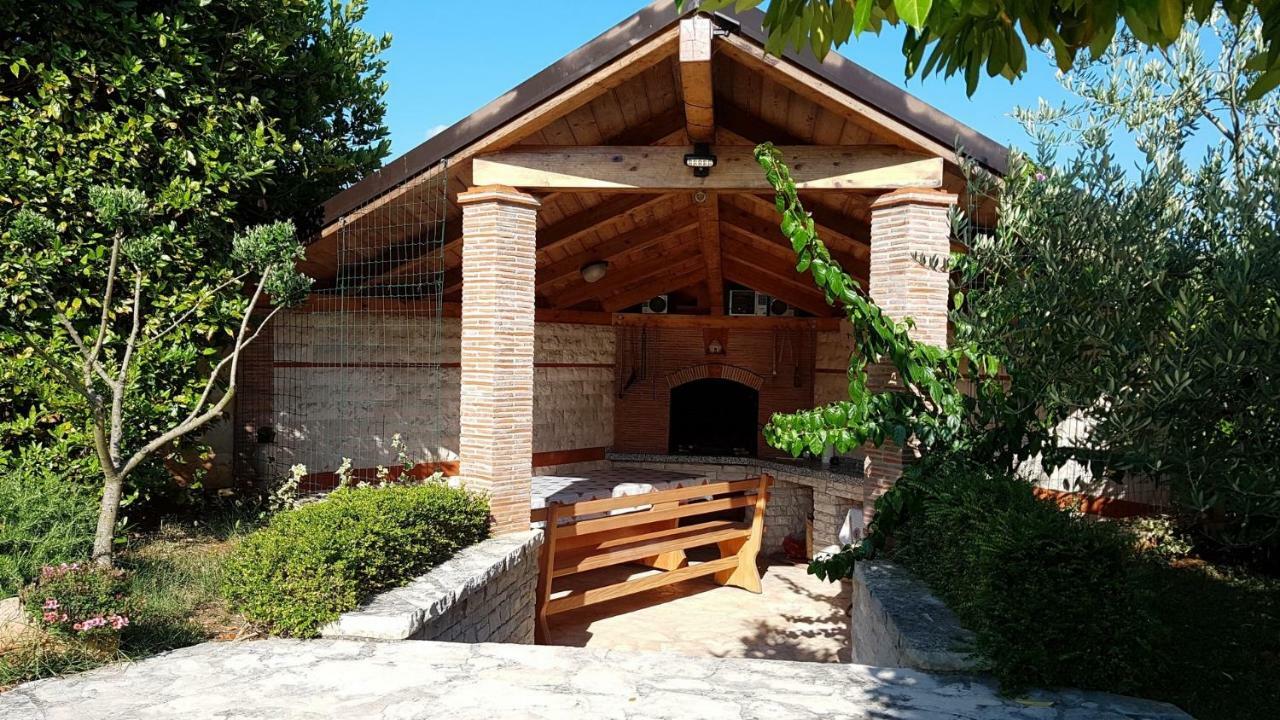 Villa Noela Pula Exterior foto